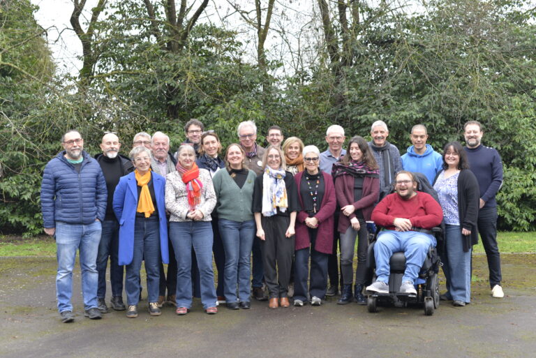 En tant que tête de liste, je suis fière de vous présenter une partie de l’équipe Vern demain !